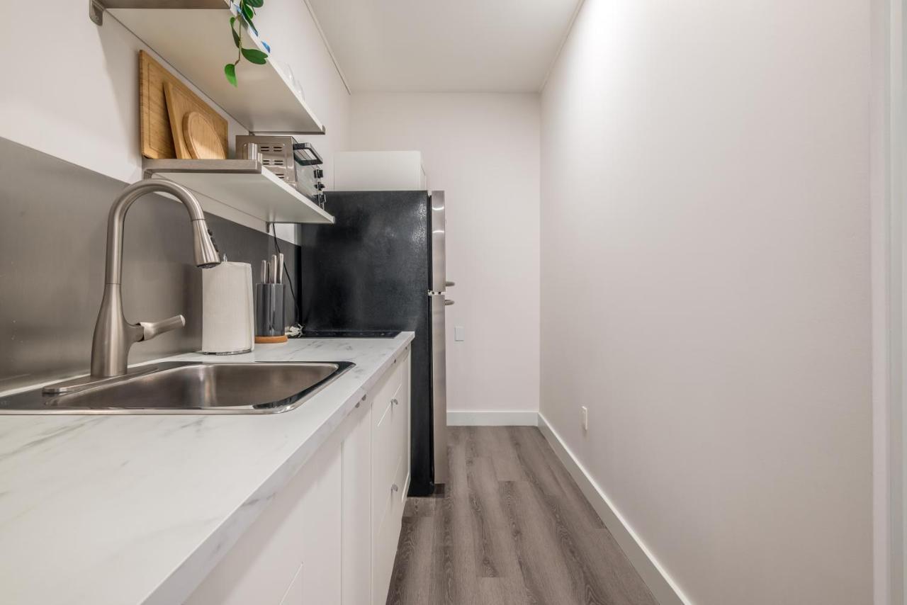Spacious Newly Renovated 1 Bedroom Suite Halifax Bagian luar foto